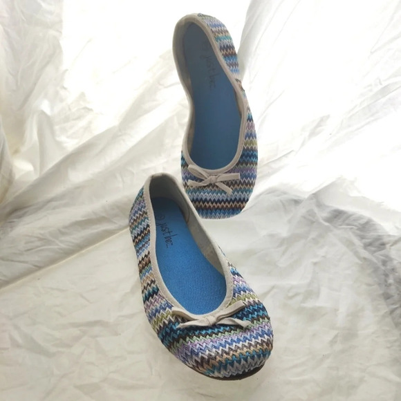Woven Canvas Chevron Flats - Picture 9 of 11
